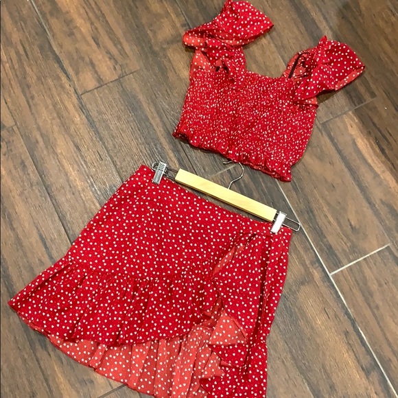 Two piece - Picture 2 of 5